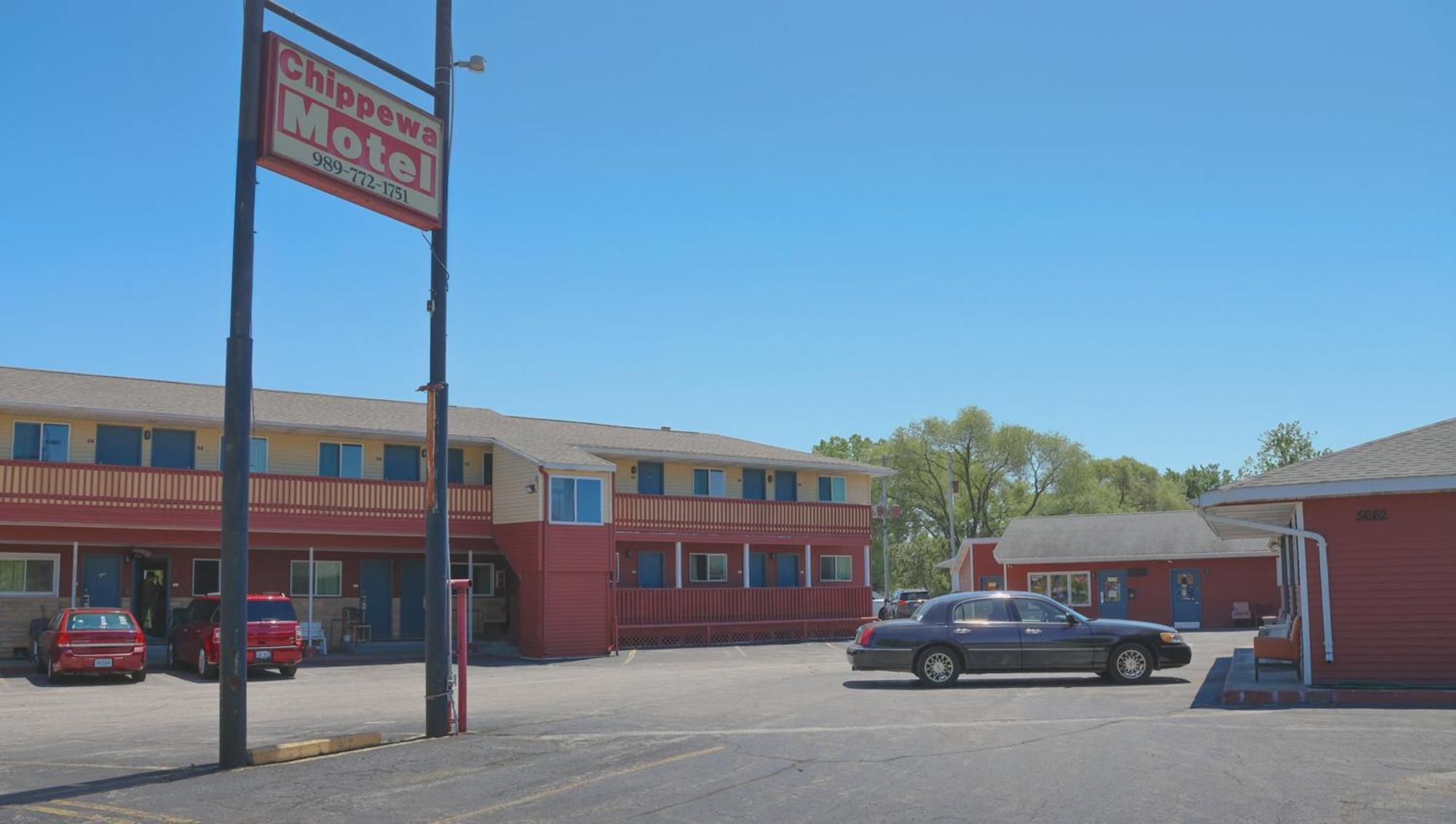 Chippewa Motel Mount Pleasant Exteriér fotografie